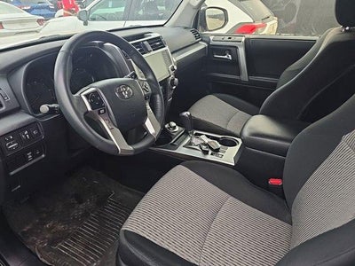 2024 Toyota 4Runner SR5 4WD (Natl)