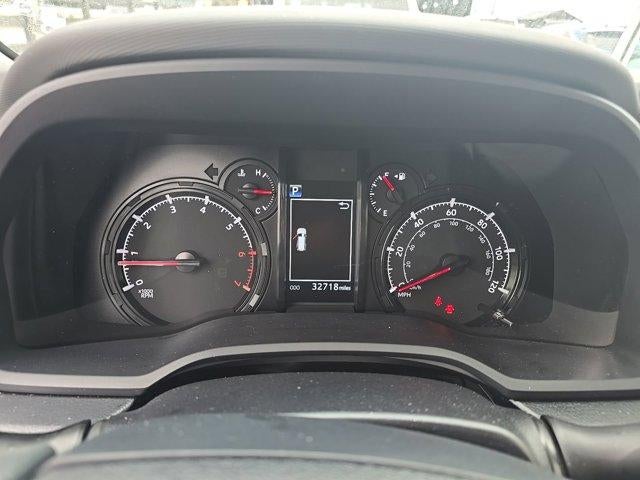 2024 Toyota 4Runner SR5 4WD (Natl)