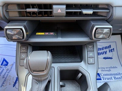 2026 Toyota RAV4 Plug-In Hybrid XSE (Natl)