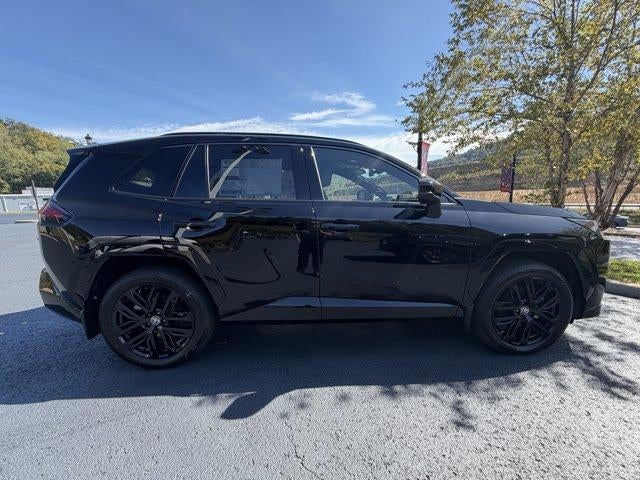 2026 Toyota RAV4 Plug-In Hybrid XSE (Natl)