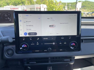 2026 Toyota C-HR SE AWD (Natl)