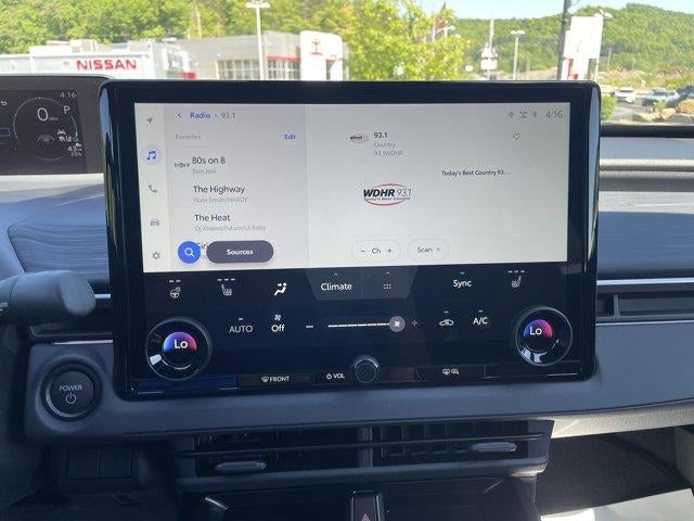 2026 Toyota C-HR SE AWD (Natl)