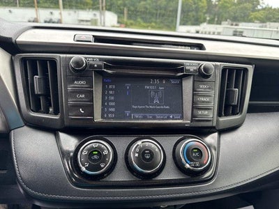 2017 Toyota RAV4 LE AWD (Natl)