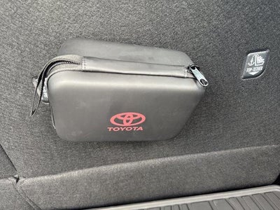 2026 Toyota bZ Woodland AWD (Natl)
