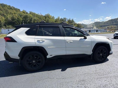 2022 Toyota RAV4 Hybrid XSE AWD (Natl)