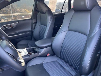 2025 Toyota RAV4 Hybrid XSE AWD (Natl)