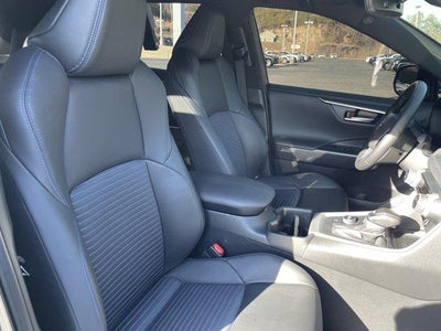 2025 Toyota RAV4 Hybrid XSE AWD (Natl)