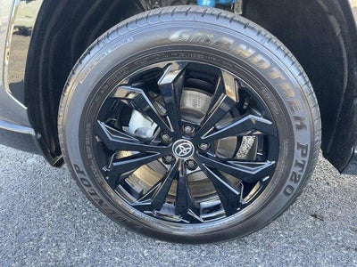 2025 Toyota RAV4 Hybrid XSE AWD (Natl)