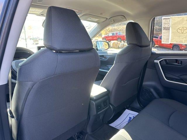 2025 Toyota RAV4 Hybrid LE AWD (Natl)