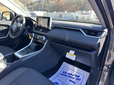 2025 Toyota RAV4 Hybrid LE AWD (Natl)