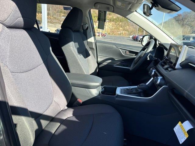 2025 Toyota RAV4 Hybrid LE AWD (Natl)