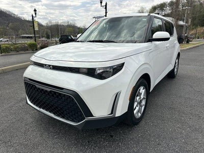 2024 Kia Soul LX IVT