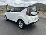 2024 Kia Soul LX IVT