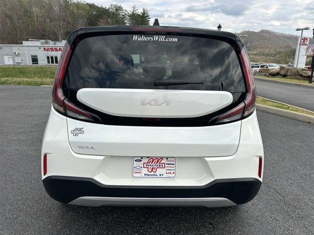 2024 Kia Soul LX IVT
