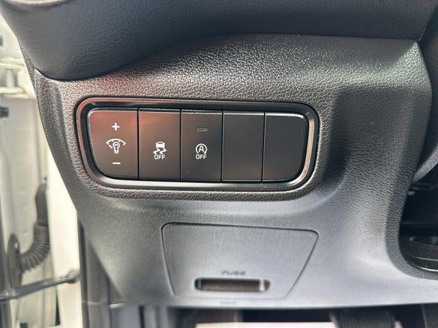 2024 Kia Soul LX IVT