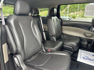 2026 Kia Carnival LXS FWD